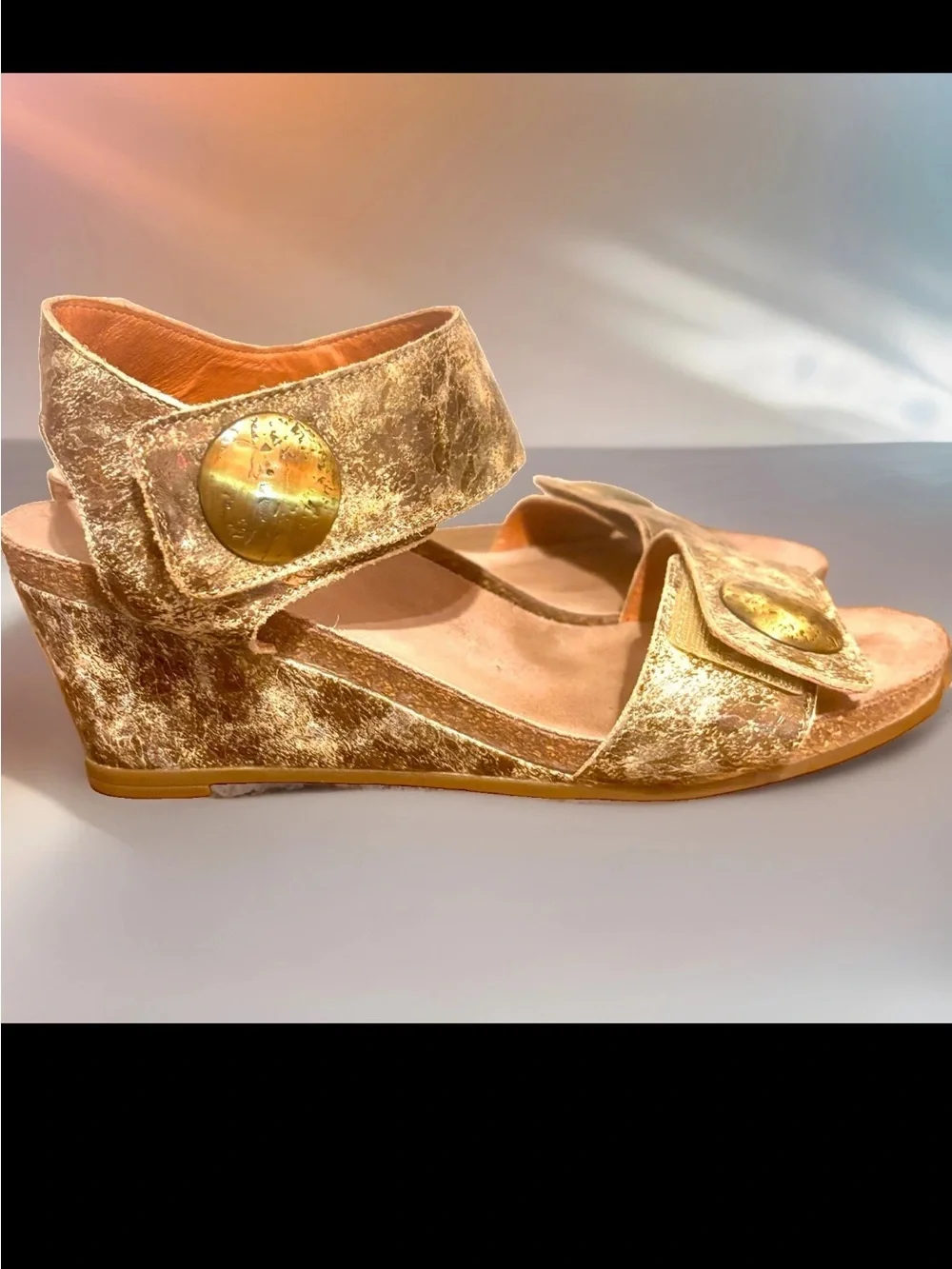 Taos Carousel 2 Wedge sandals inTaupe Multi Size 39 US 8.5-9